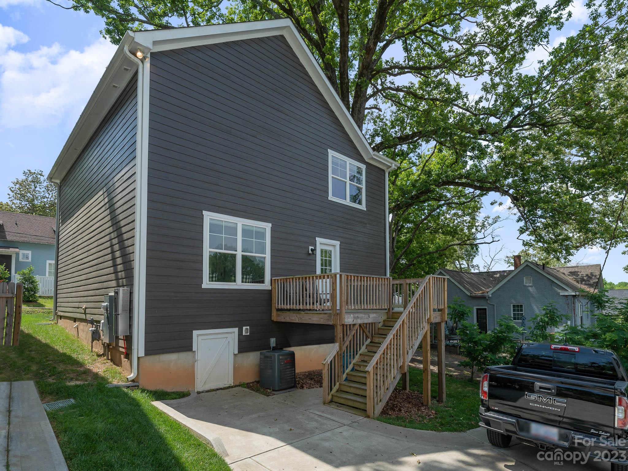 Kings Corner - Residential