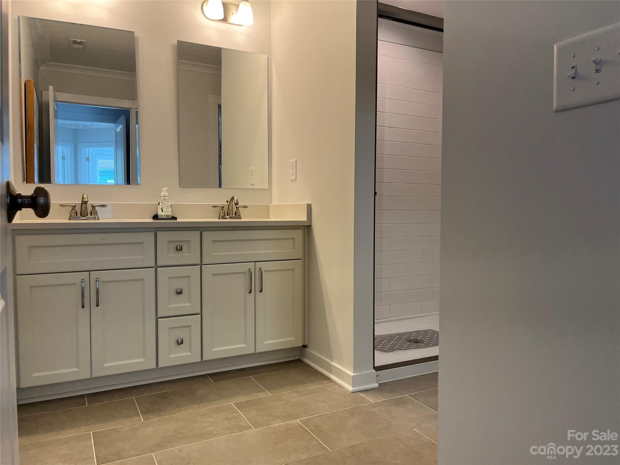 Kings Corner - Residential