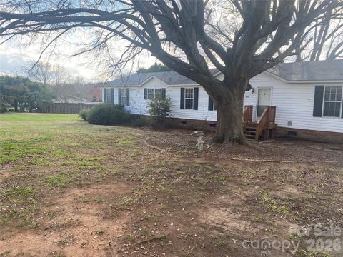 1011 Kiser Dairy Road Dallas NC 28034