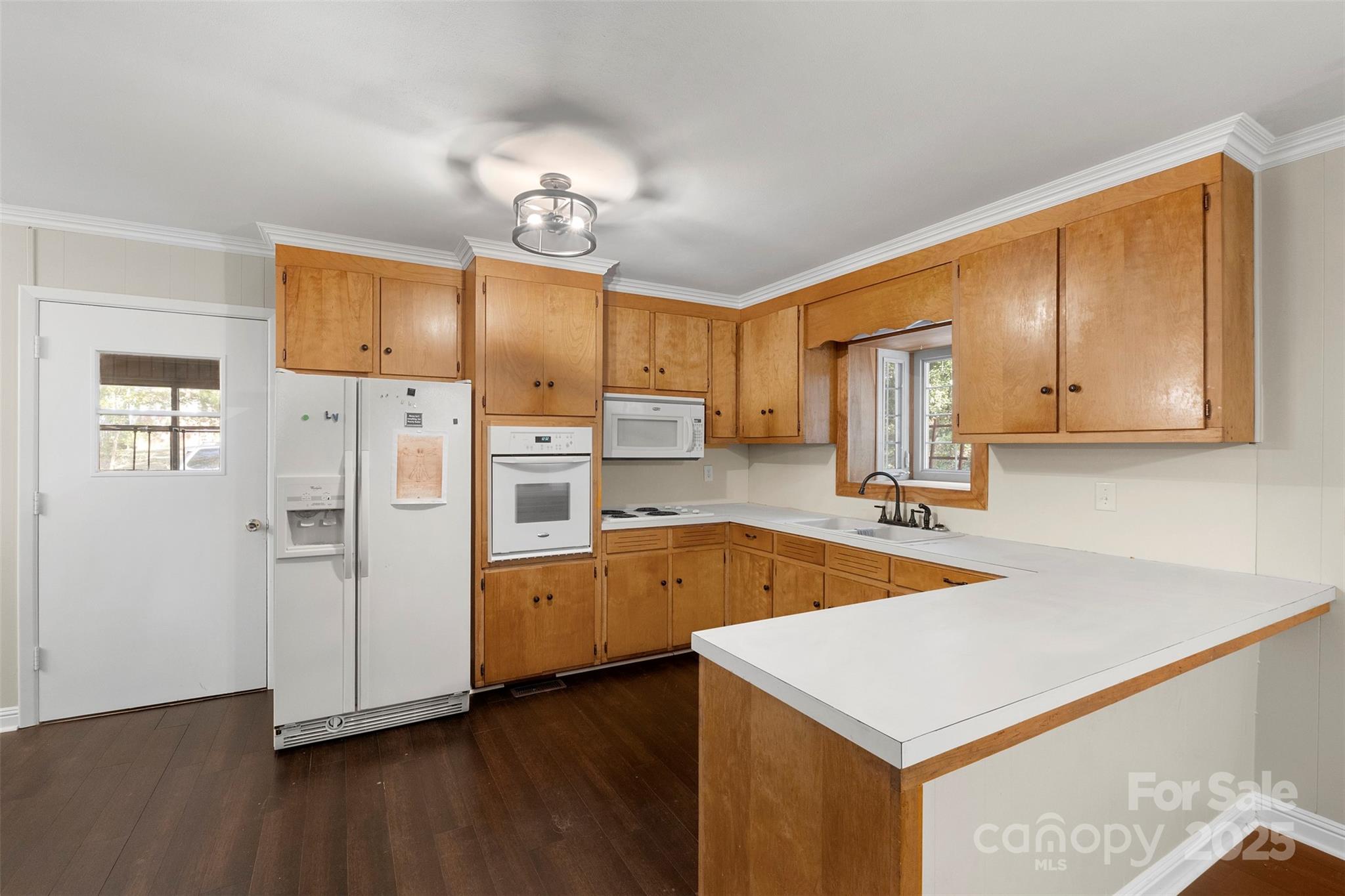 2808 Murdock Lane