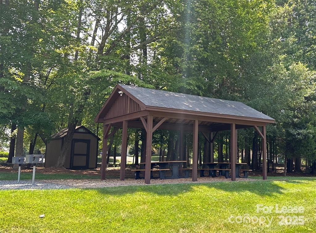 Riverdale - Residential Lease