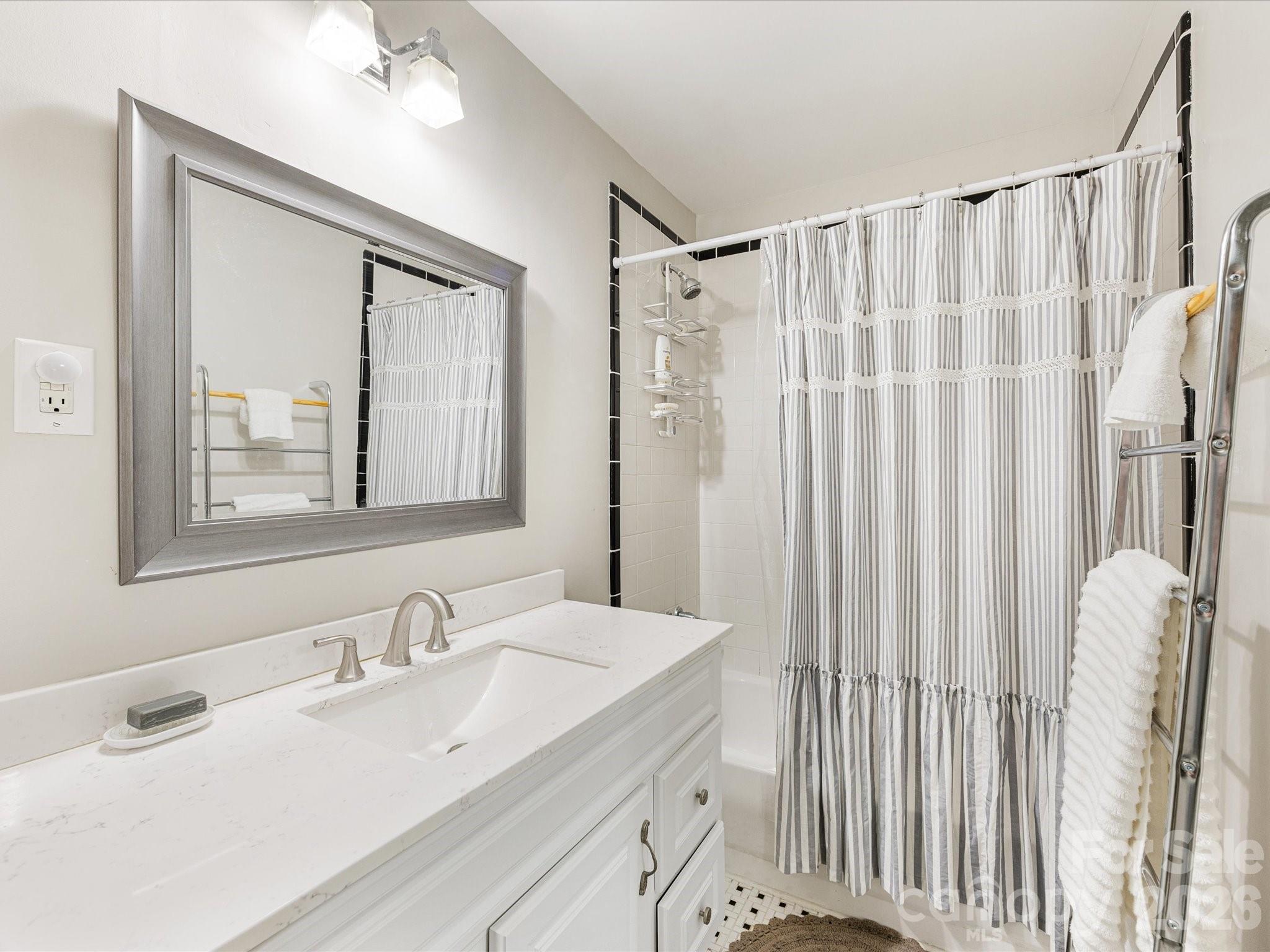 Elizabeth - Residential