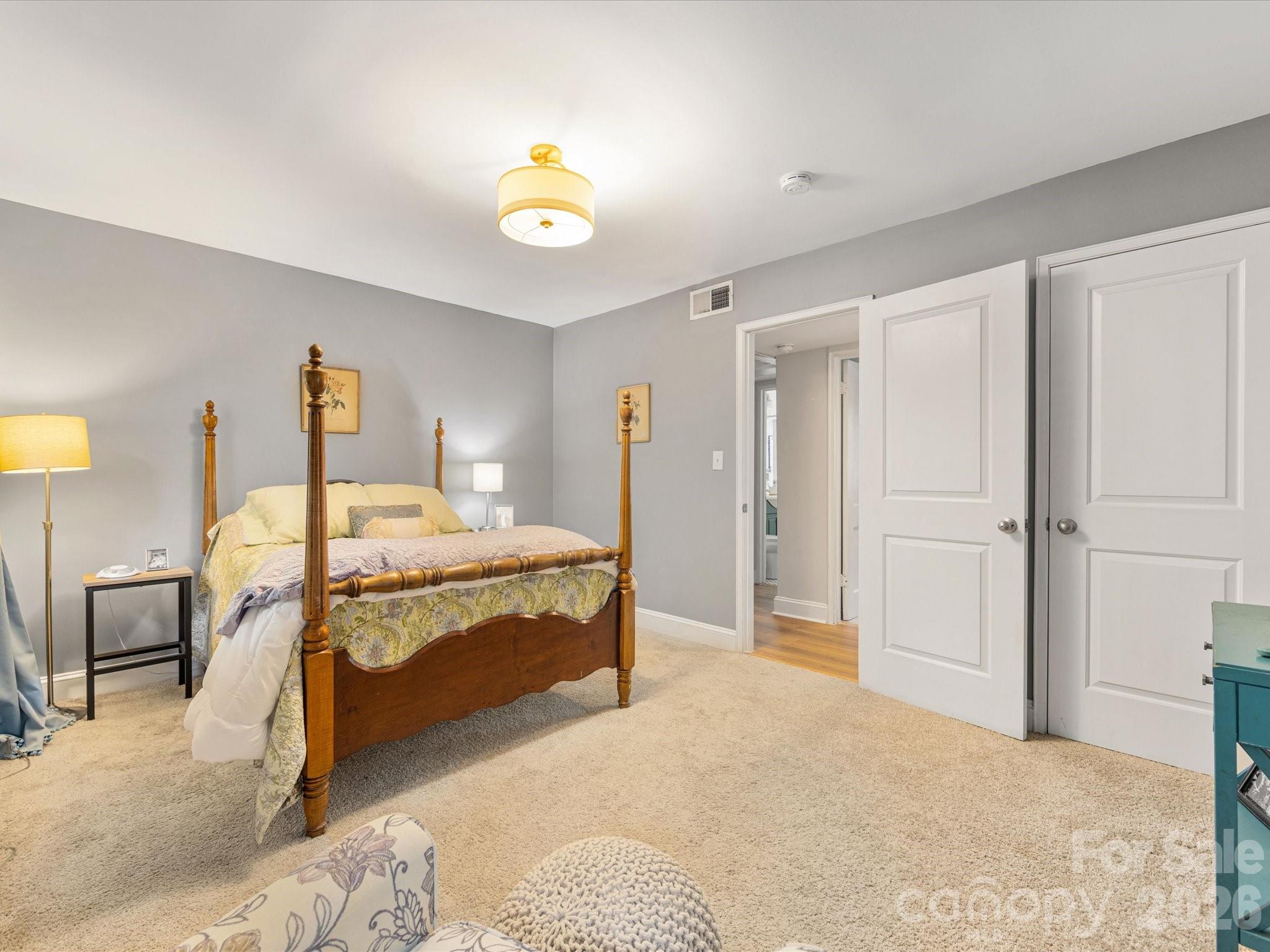 Elizabeth - Residential