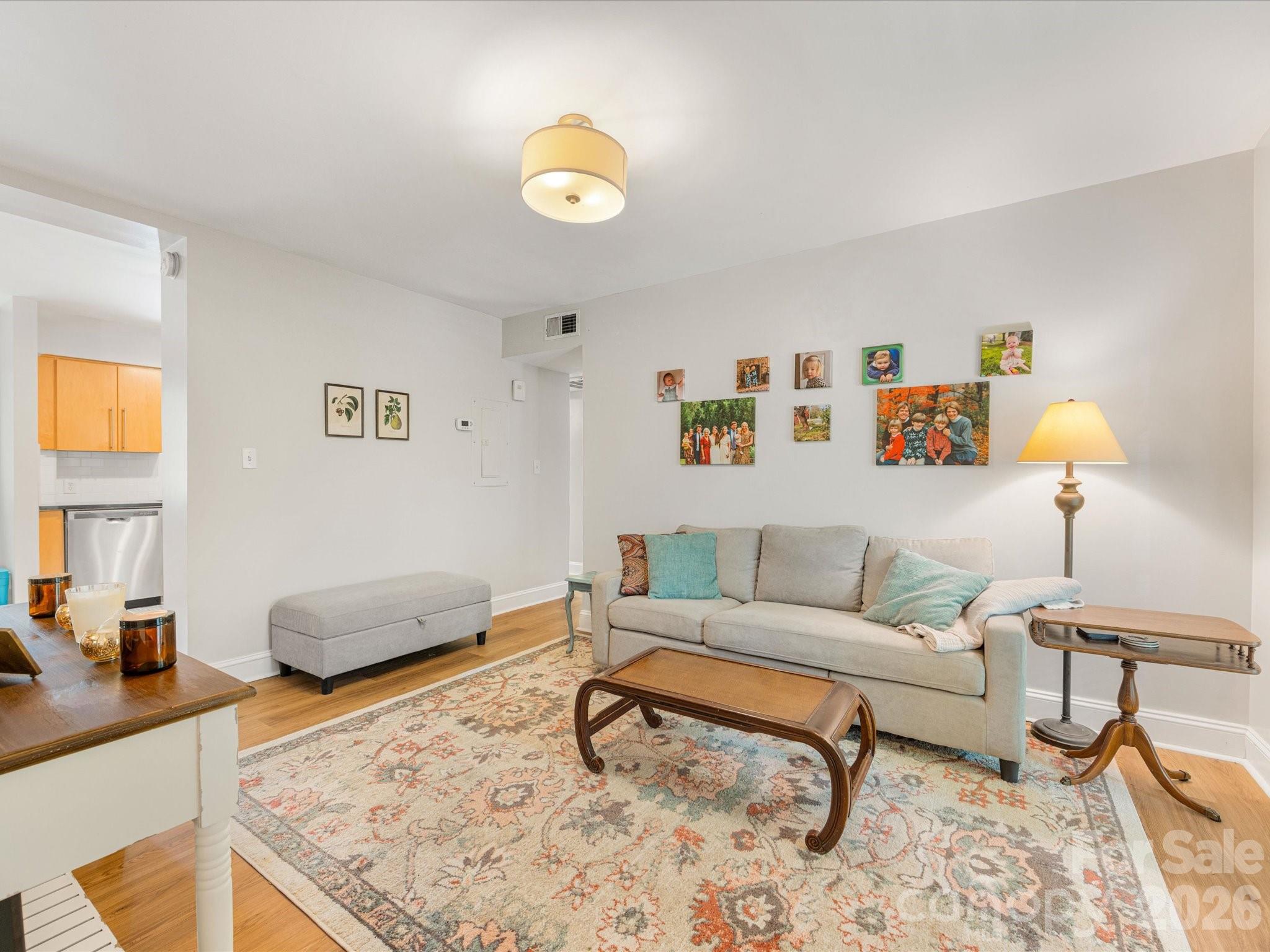 229 N Dotger Avenue E16