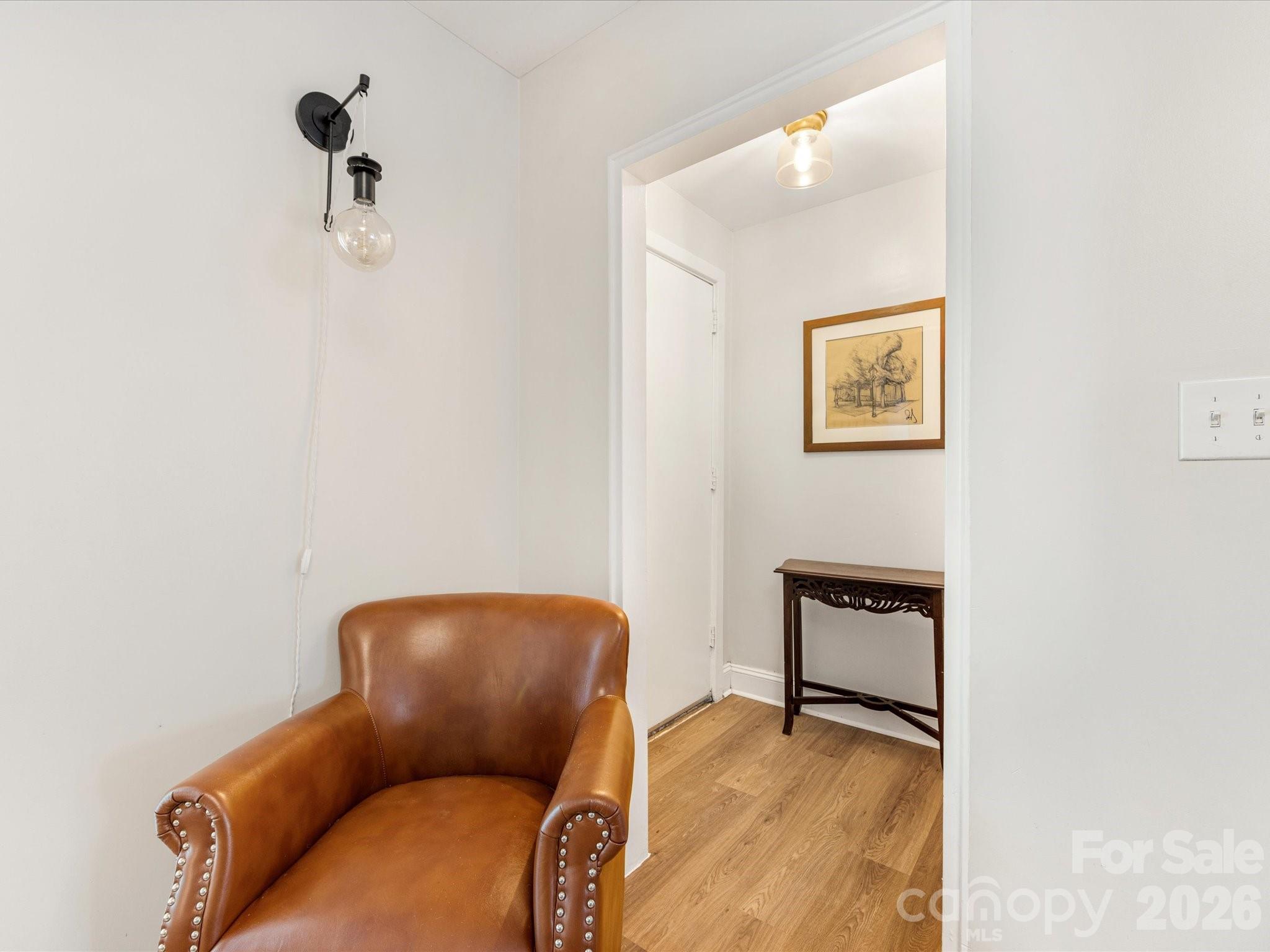 229 N Dotger Avenue E16