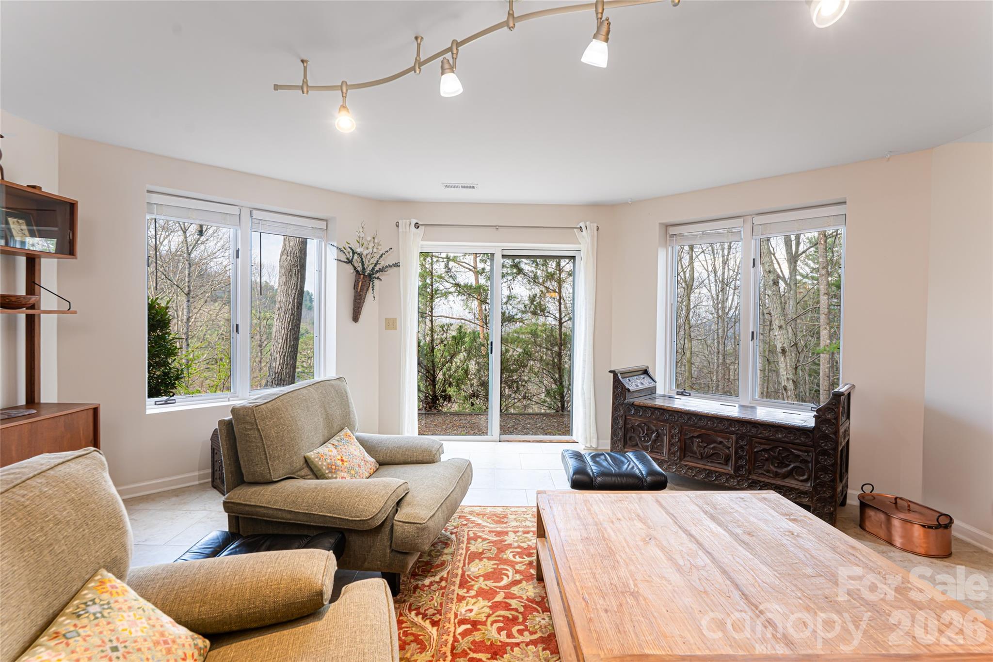 Hills Of Beaverdam - Residential