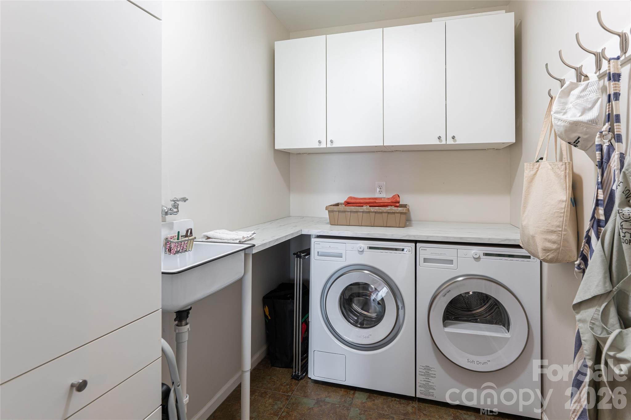 Hills Of Beaverdam - Residential