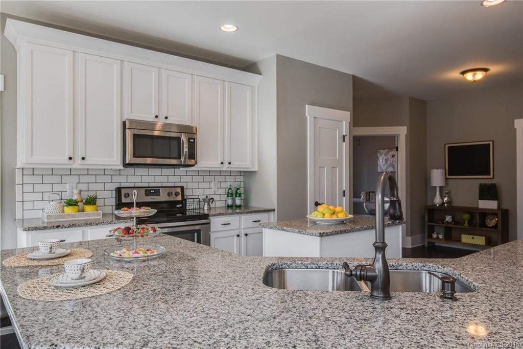 Hawks Landing - Residential