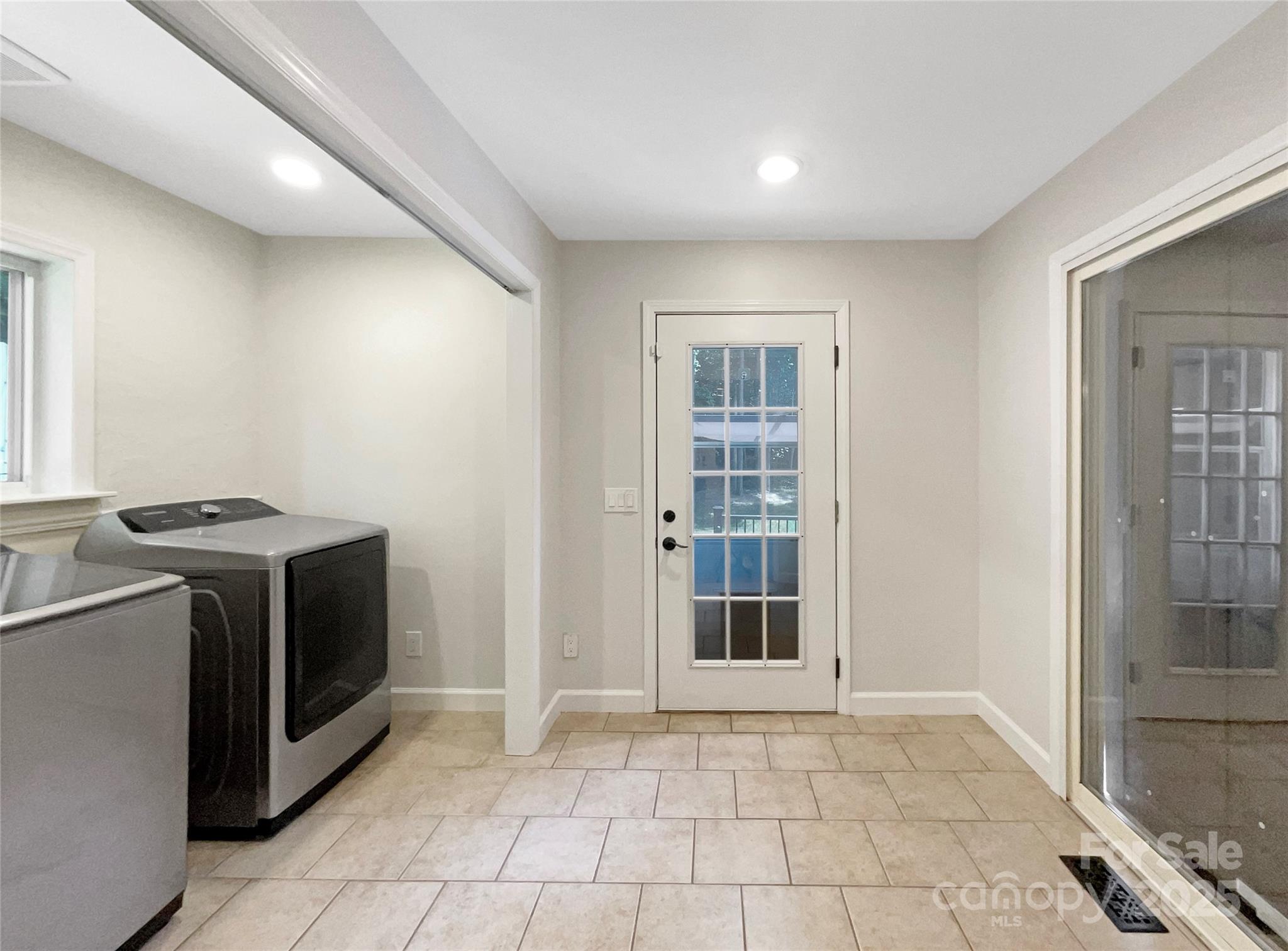 Hamilton Place - Residential