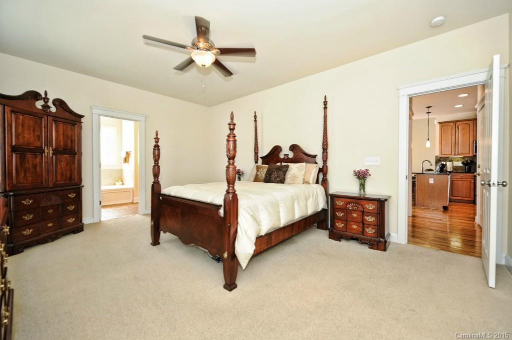 Lake Shore - Residential