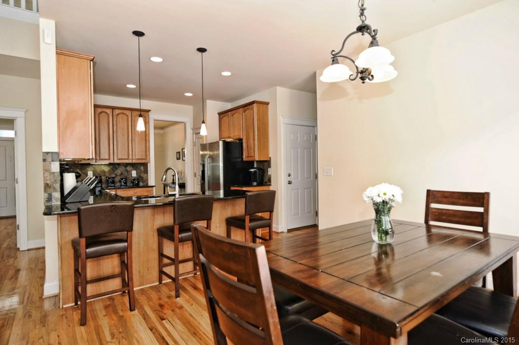 Lake Shore - Residential