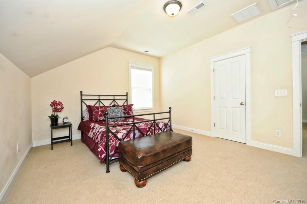 Lake Shore - Residential