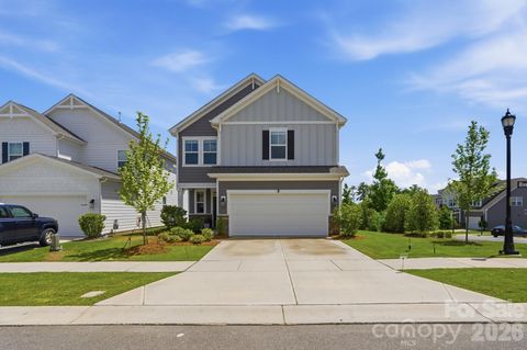 Photo of 16043 River Tree Lane, Charlotte, NC 28278 (MLS # 4377197)