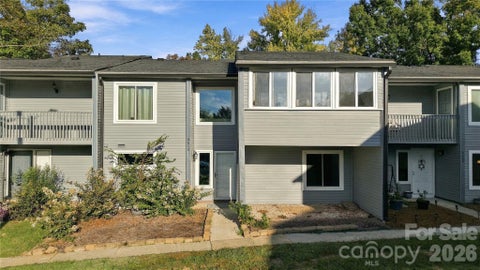 Photo of 6610 Point Comfort Lane, Charlotte, NC 28226 (MLS # 4437918)