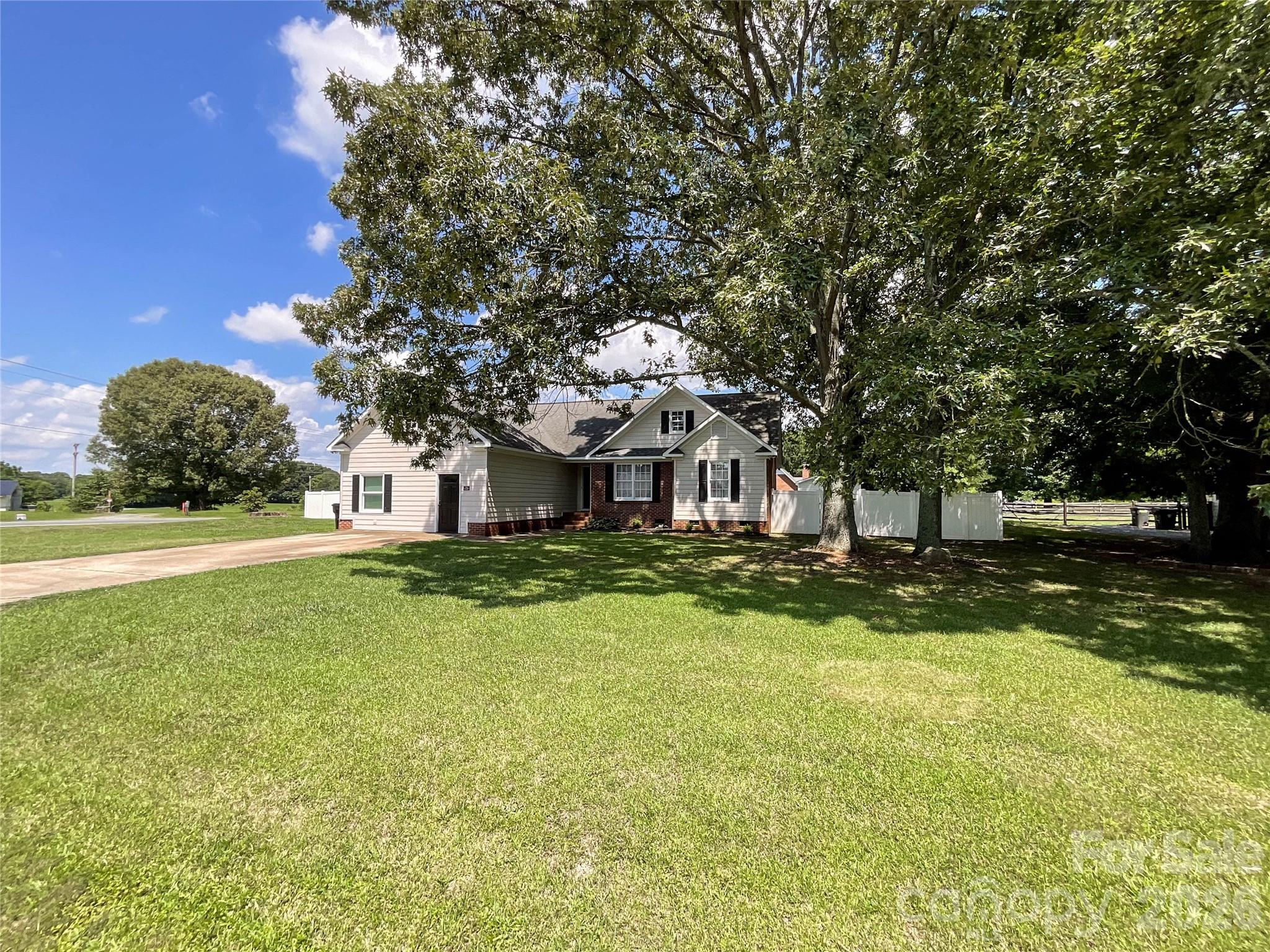 3914 Matthew Drive