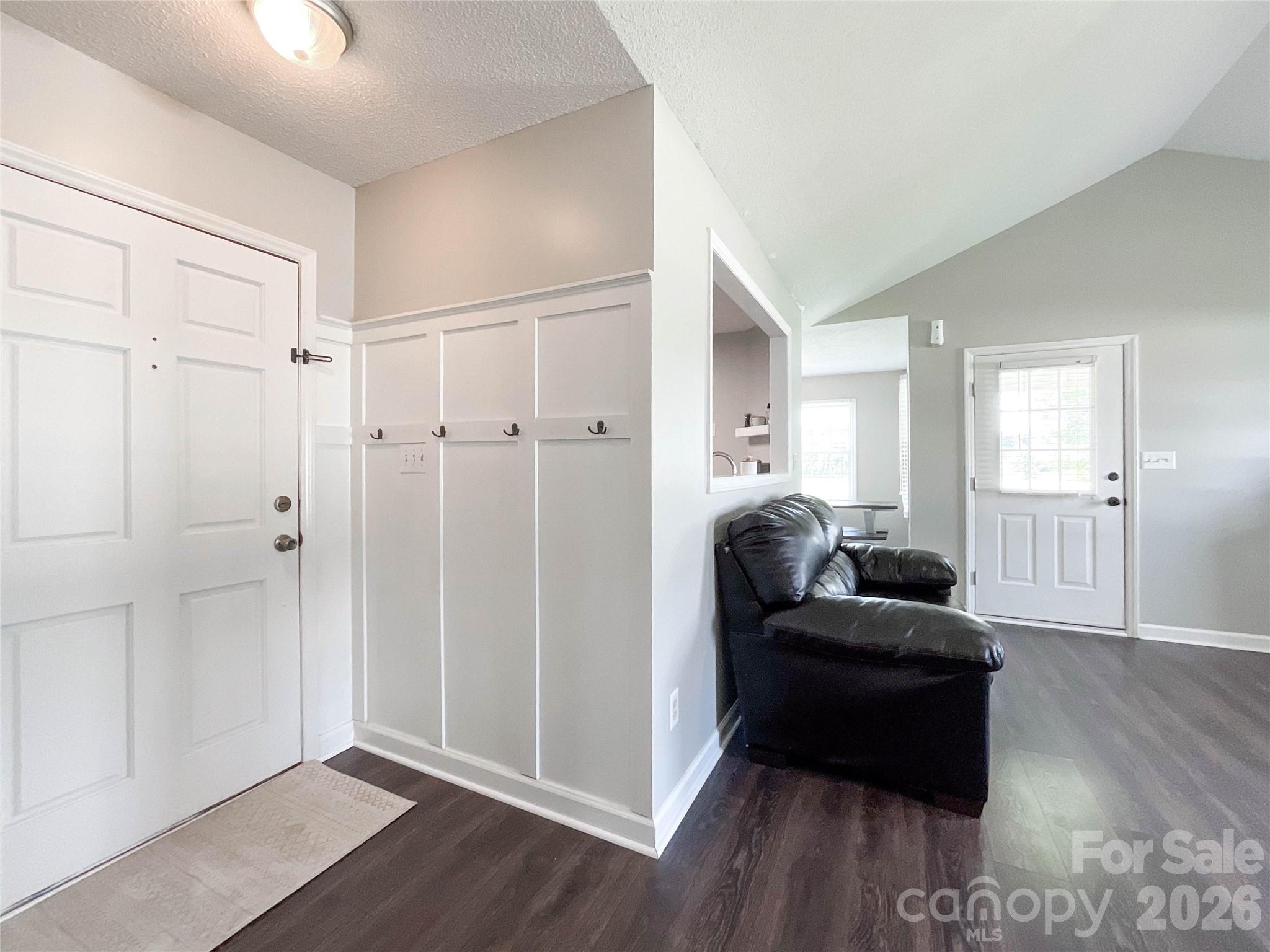 3914 Matthew Drive