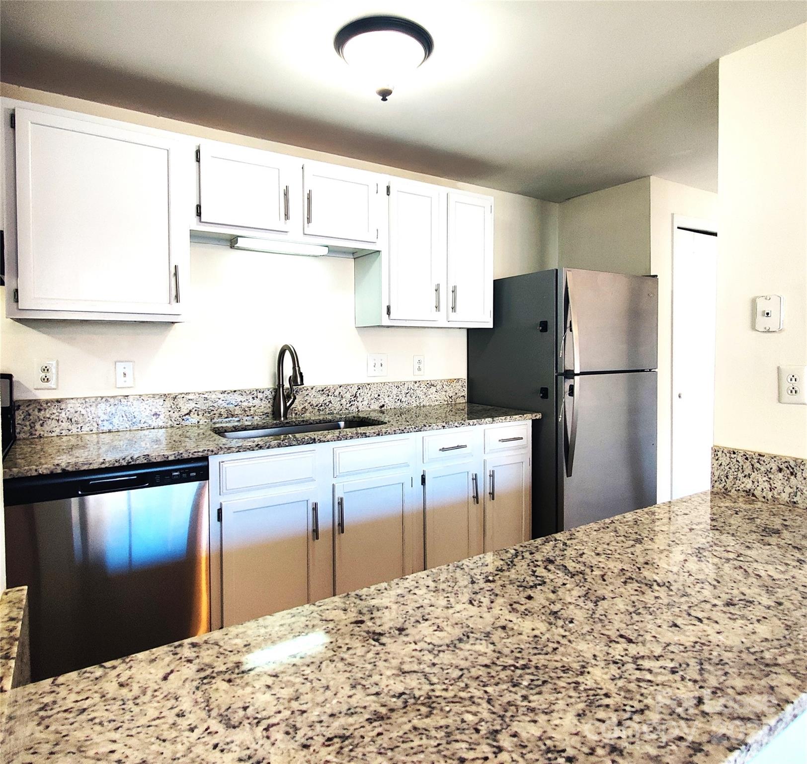 9500 Shannon Green Drive J