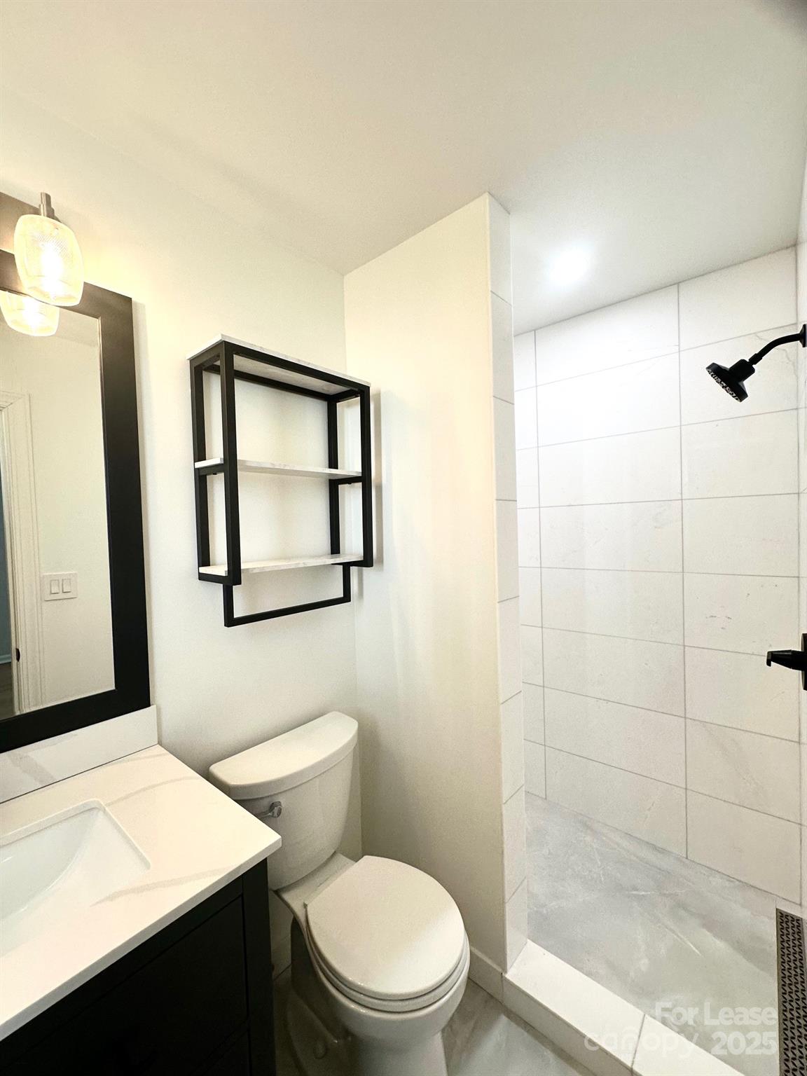 Charlotte, North Carolina 28226, United States, 4 Bedrooms Bedrooms, ,2 BathroomsBathrooms,Residential,Active,92674