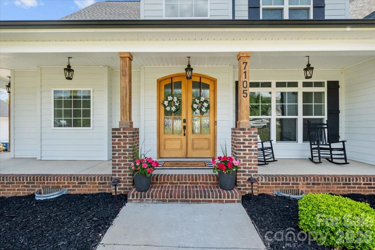 Properties | Kathy Shaffer, REALTOR® in Charlotte, NC 7105 Rae Farms Way