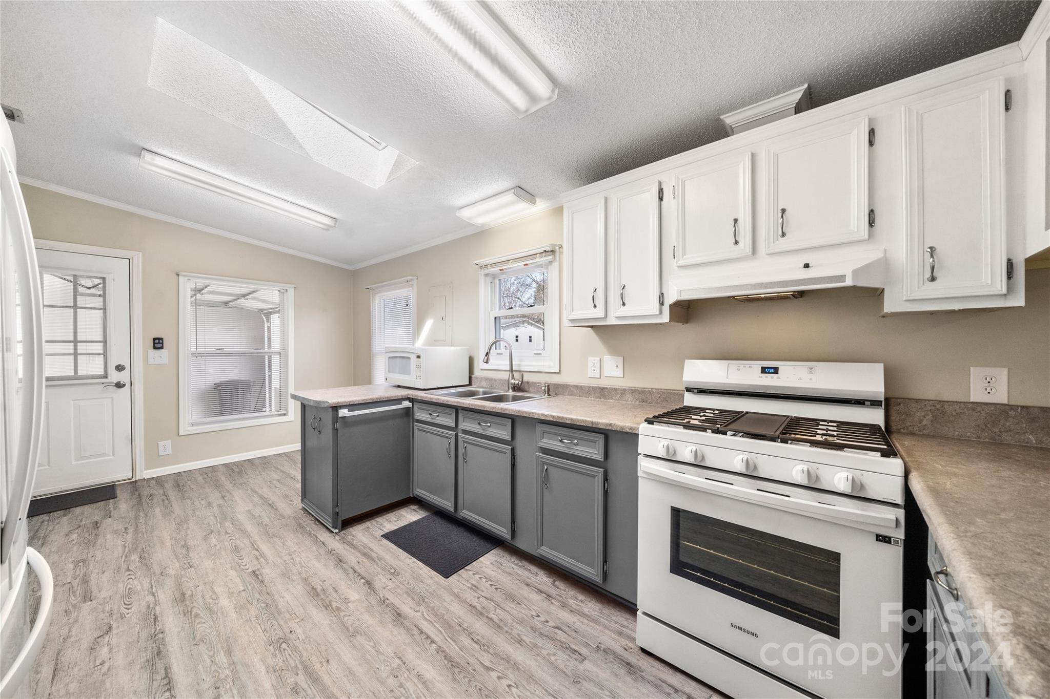 Riverwind - Residential