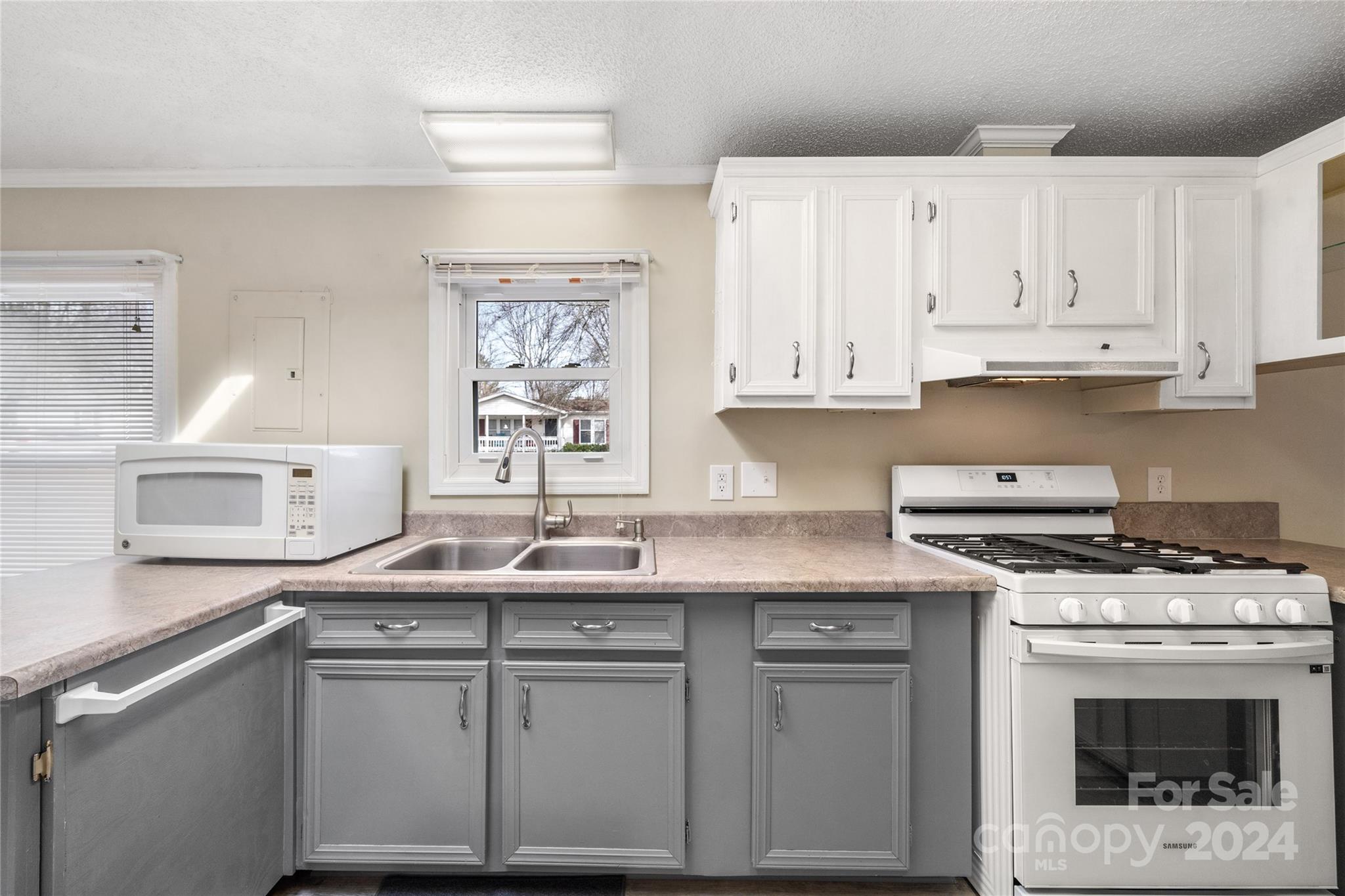 Riverwind - Residential