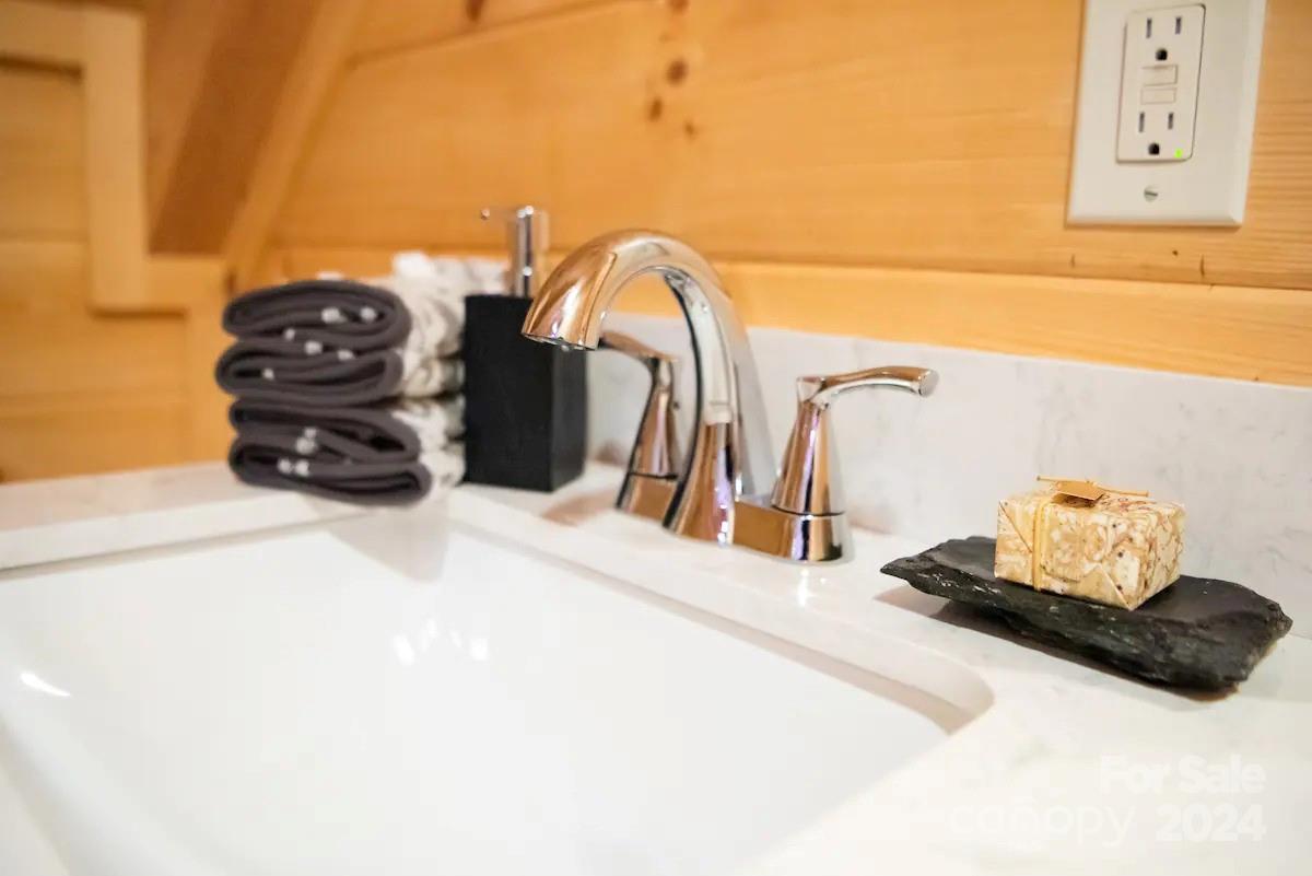 Riverbend at Lake Lure - Residential