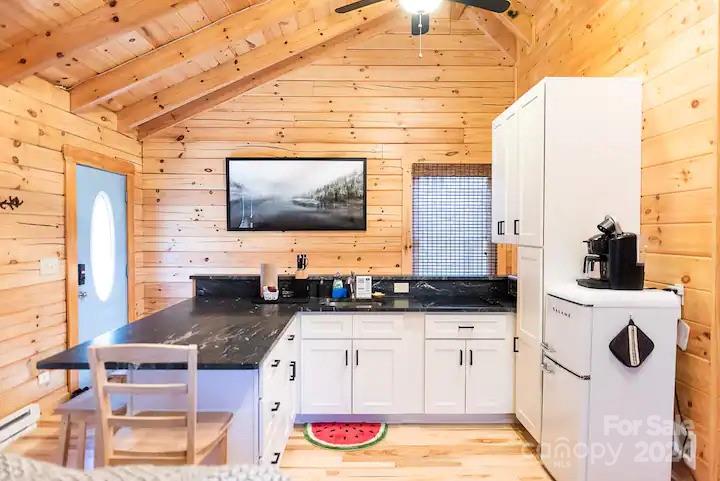 Riverbend at Lake Lure - Residential