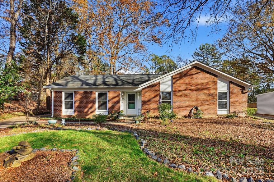 Welcome to the comfort of this beautiful, well maintained, home in one of Charlotte's most desirable neighborhoods, This full brick home is on a beautiful, mature, treed lot.  Recent upgrades are, flooring, gas logs, HVAC and gas water heater.  You will enjoy the coziness of the easy flowing floor plan. The large but cozy den has a a real fireplace but with convenient gas logs.  The eat in kitchen is spacious, light and bright.  Separate laundry room allows roof for extra storage and convenience.  The living room has been converted to a 4th bedroom but can easily be changed back to a living room.  The 2 secondary bedrooms are good size.  The large primary suite features it's own bath and has windows that look out to the beautiful back yard.  The back yard is large and has lots of mature trees and landscaping.  Enjoy sitting on the patio watching the birds.  The back yard does not face west allowing cooking and dining outside in the evening hours as well as welcoming the fresh morning sun.
Minutes to schools, shopping,  dining, SouthPark and Uptown.