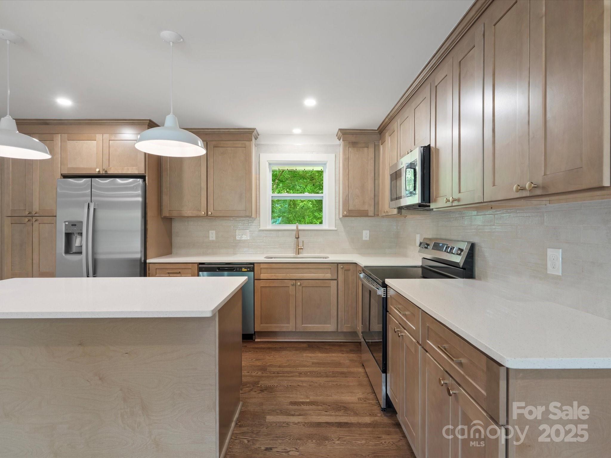 4126 Howie Circle