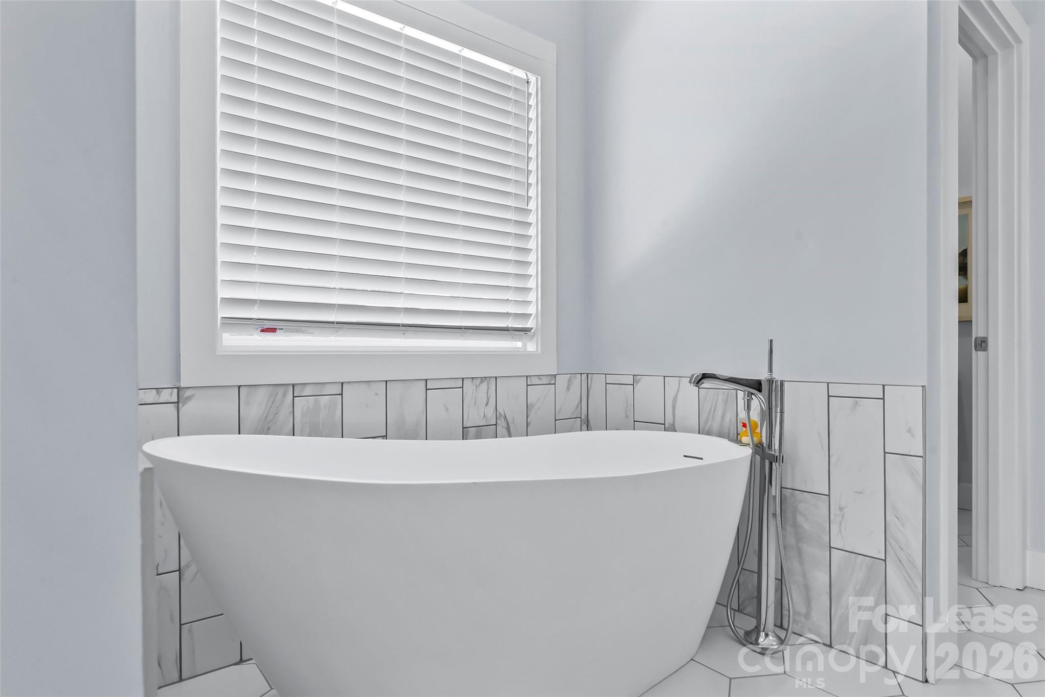 Anchors Landing - Residential Lease