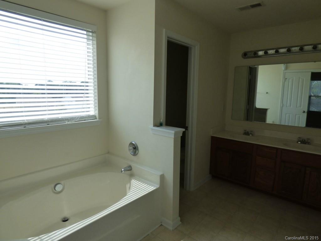 Avery Glen - Residential