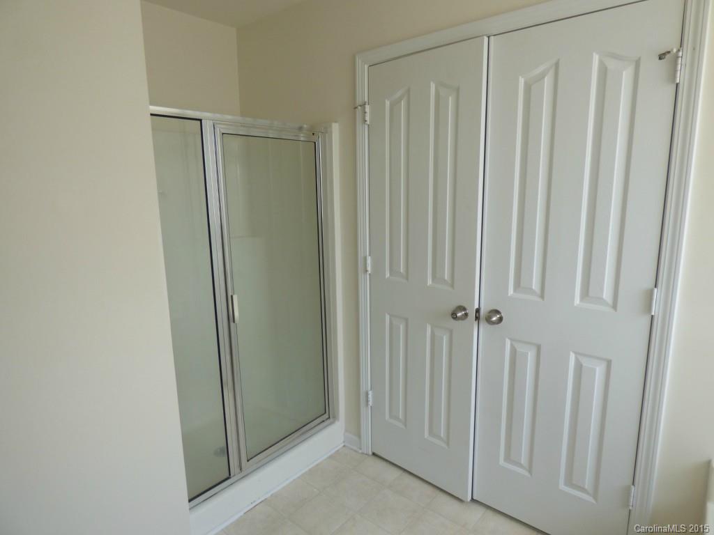 Avery Glen - Residential