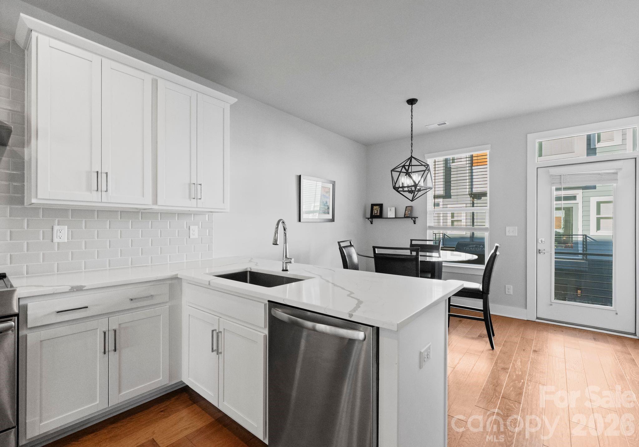 2310 ELIZABETH MILL Place