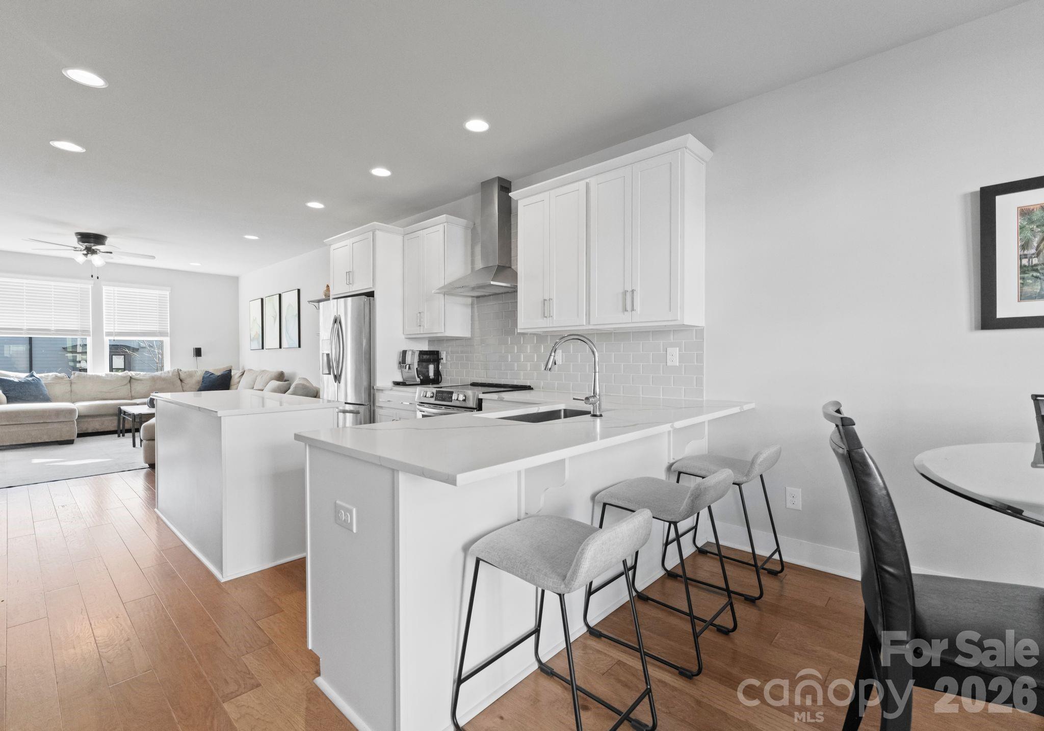 2310 ELIZABETH MILL Place