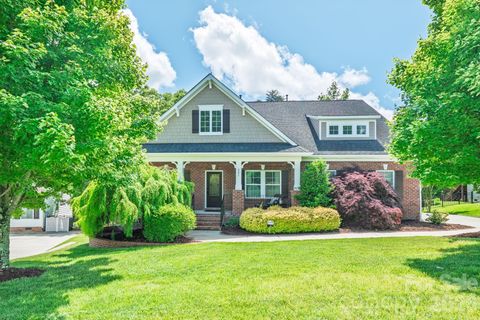 Photo of 321 Calming Way, Tega Cay, SC 29708 (MLS # 4380820)
