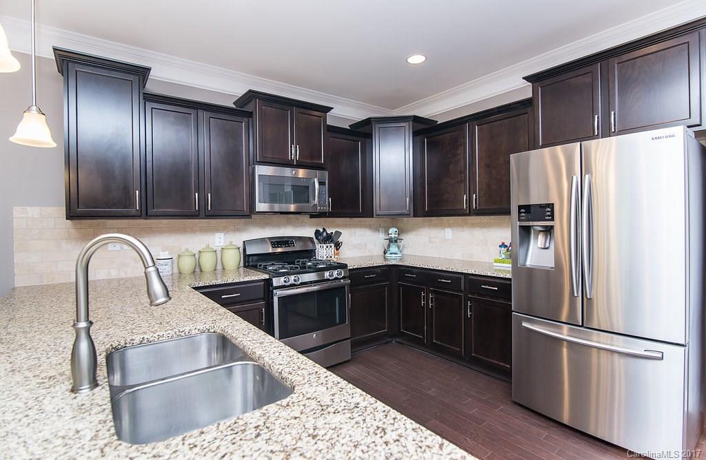 Lakebridge - Residential