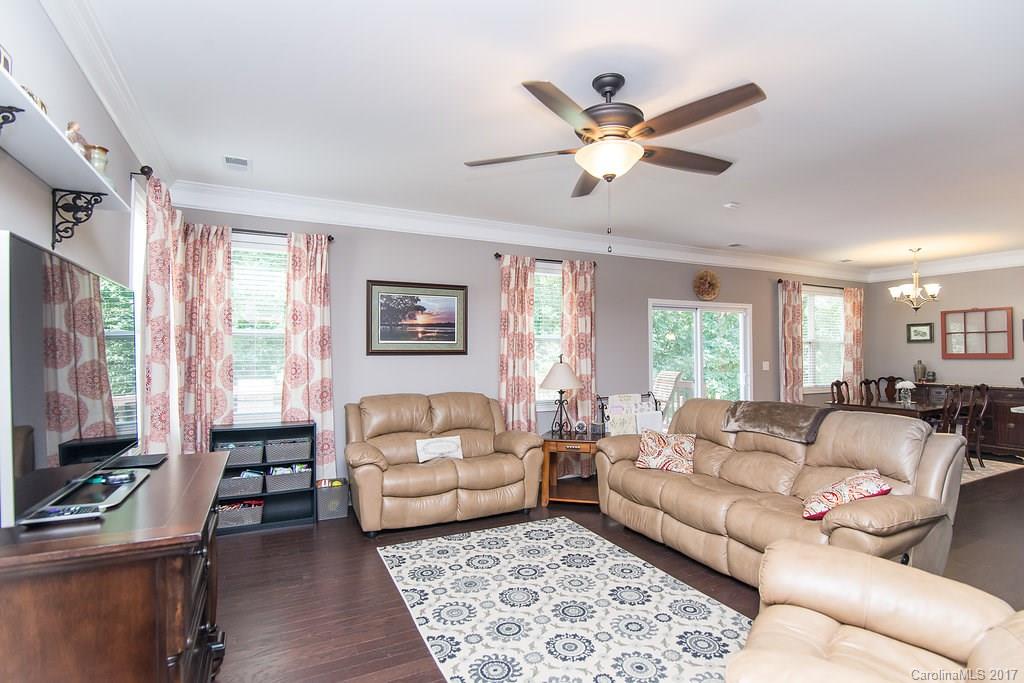 Lakebridge - Residential