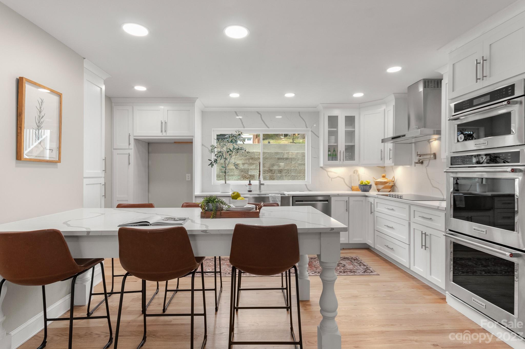 Tega Cay - Residential