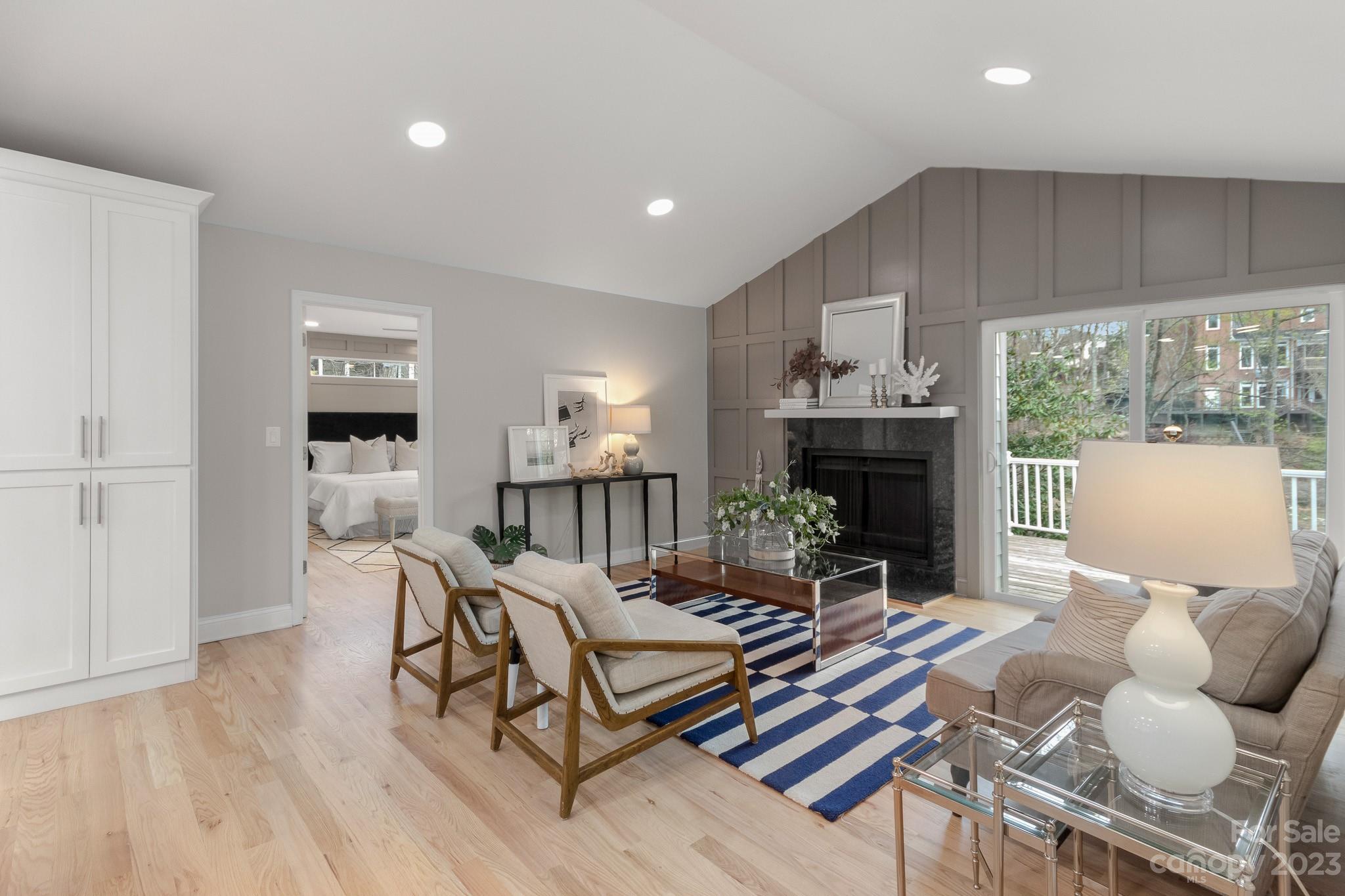 Tega Cay - Residential