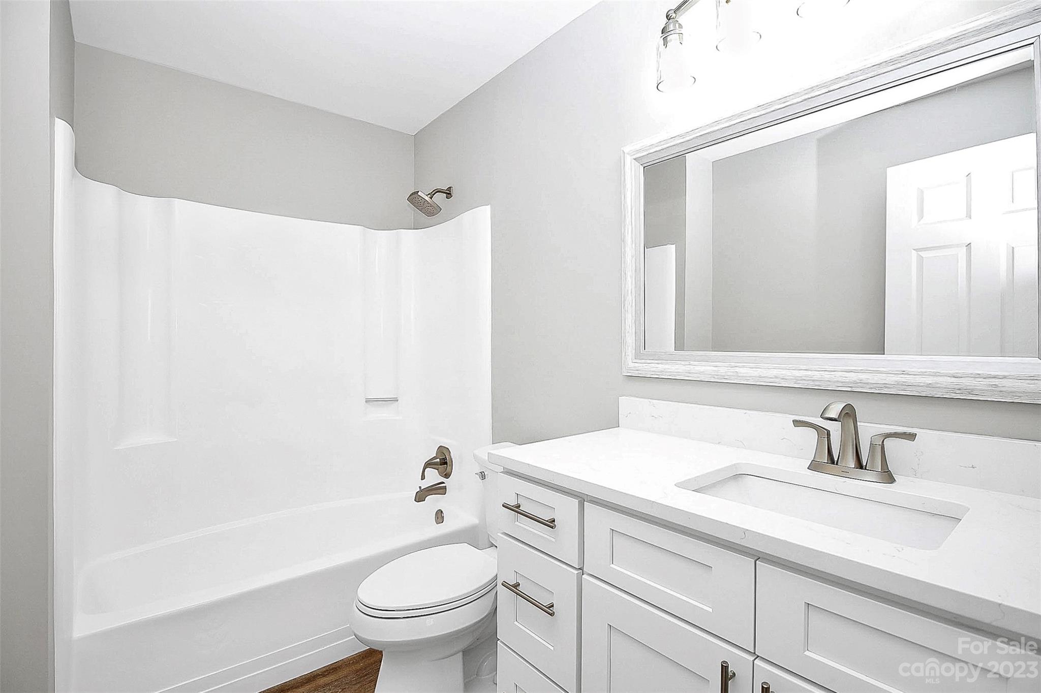 Tega Cay - Residential