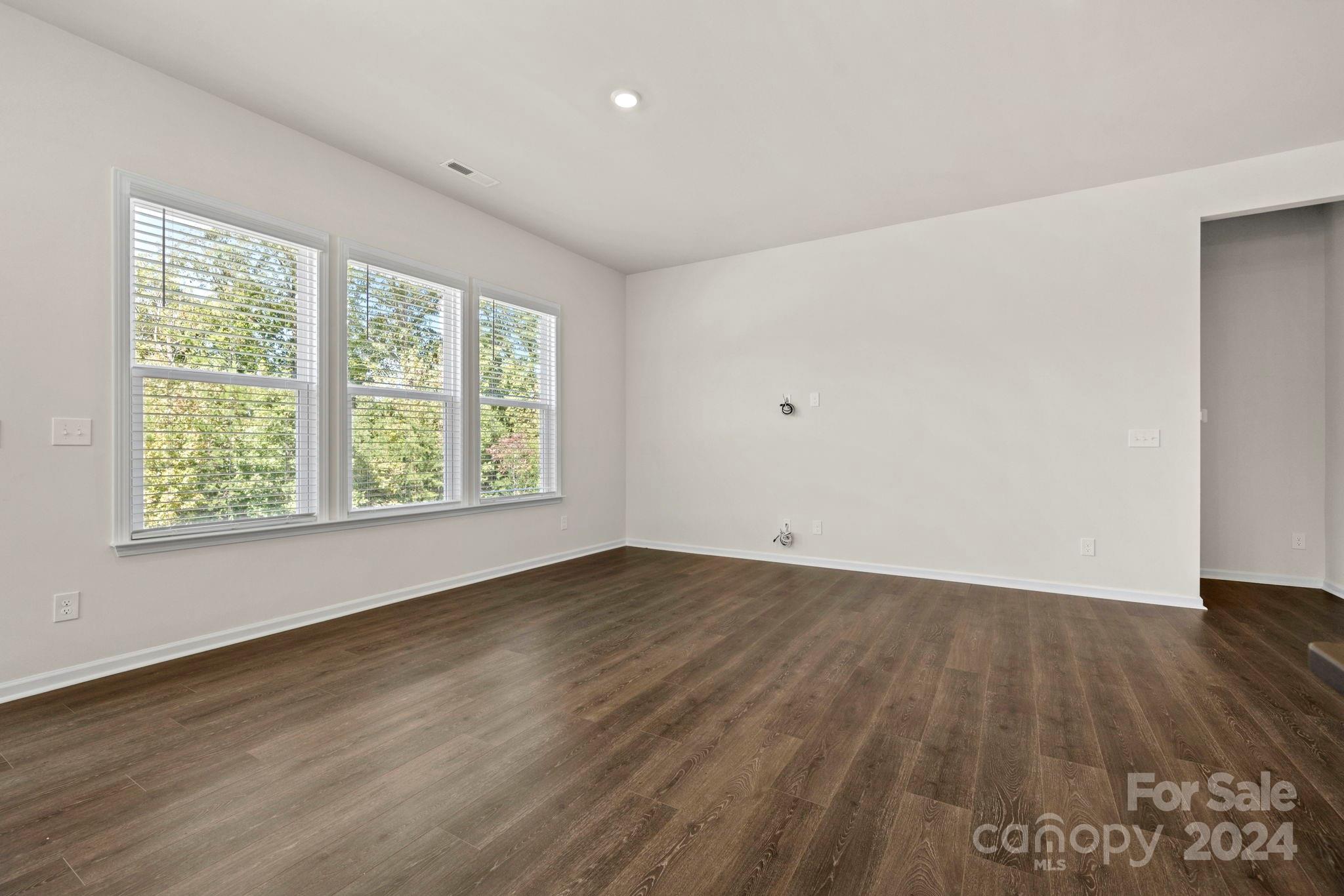 River Falls - Residential