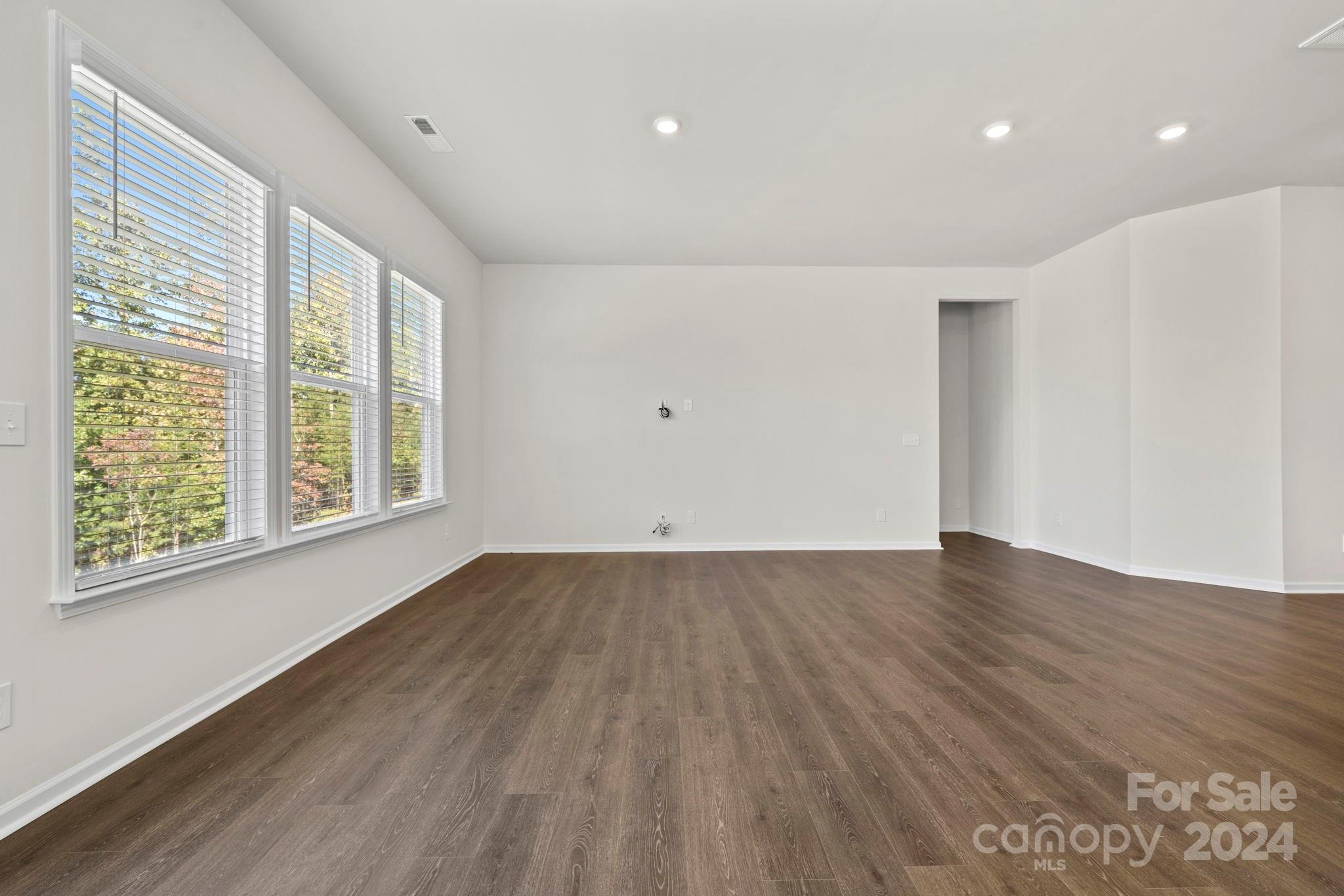 River Falls - Residential