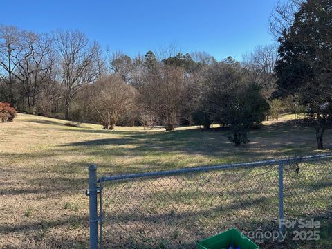 520 Central Drive NW Concord NC 28027
