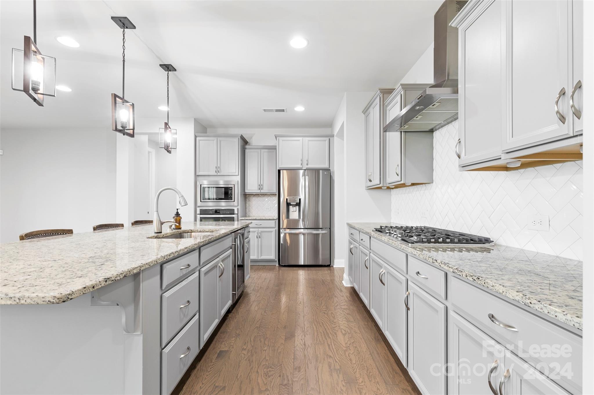 The Palisades - Residential Lease