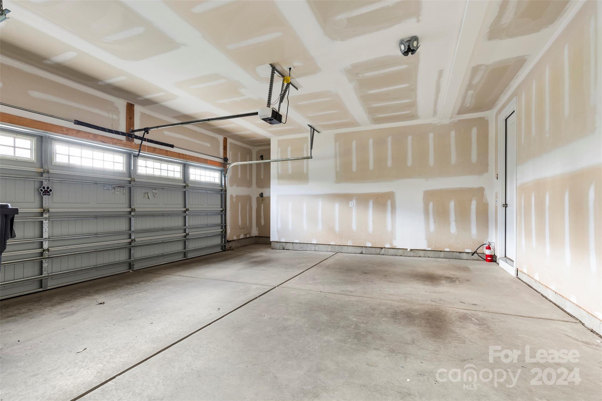 The Palisades - Residential Lease