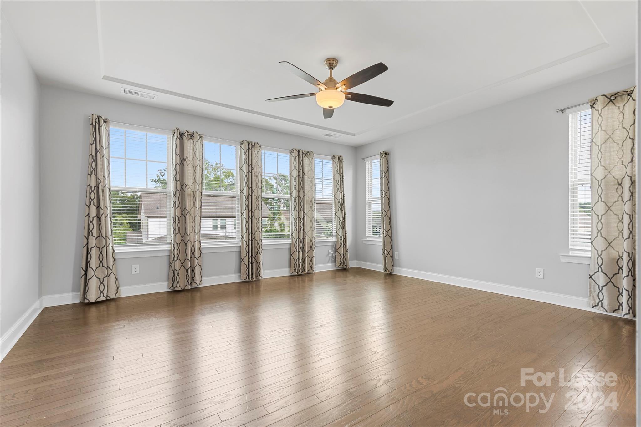 The Palisades - Residential Lease