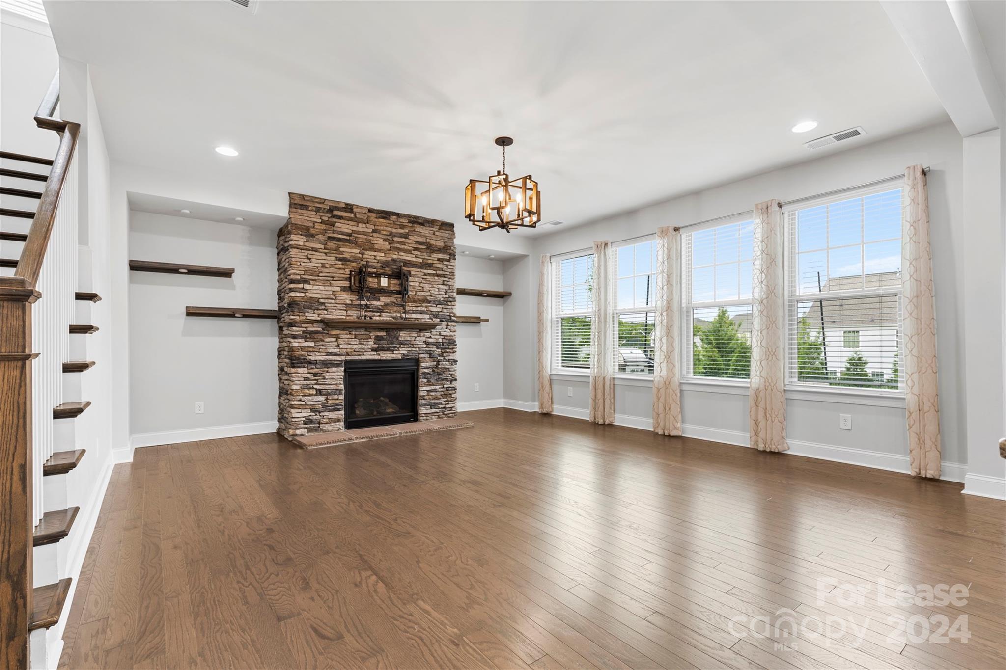 The Palisades - Residential Lease