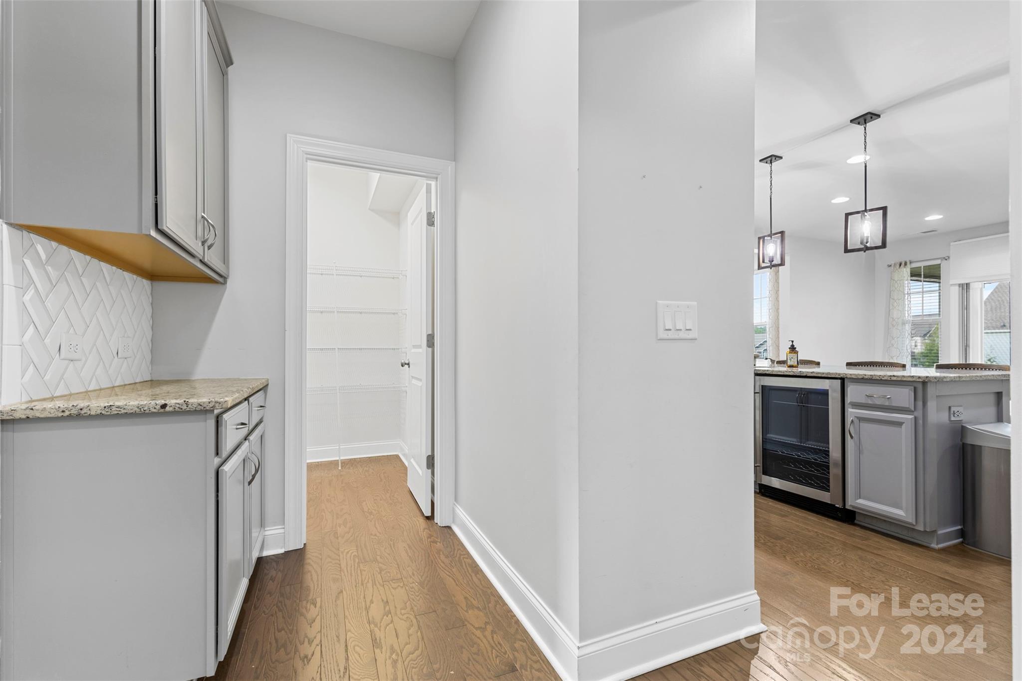 The Palisades - Residential Lease