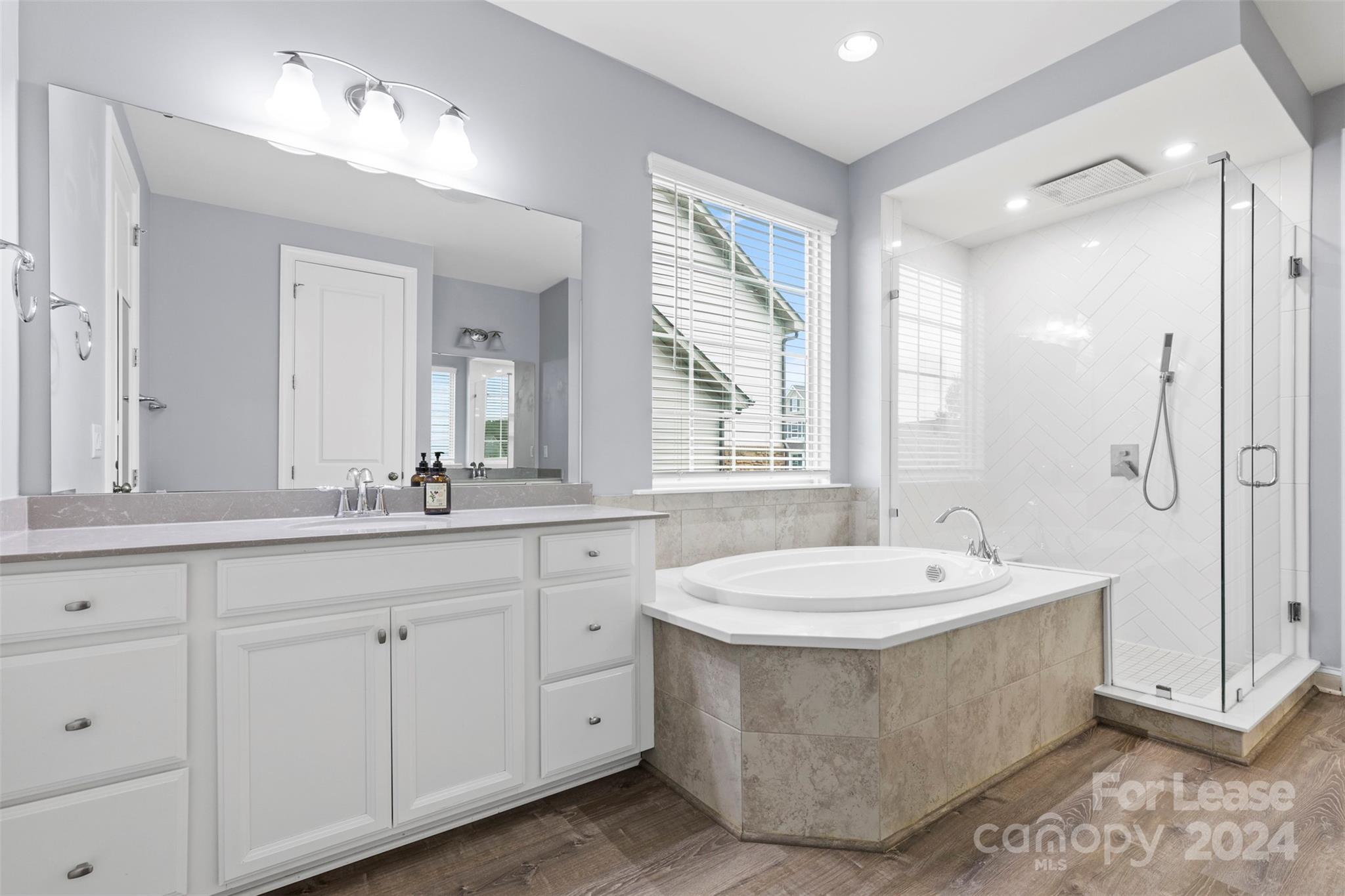 The Palisades - Residential Lease