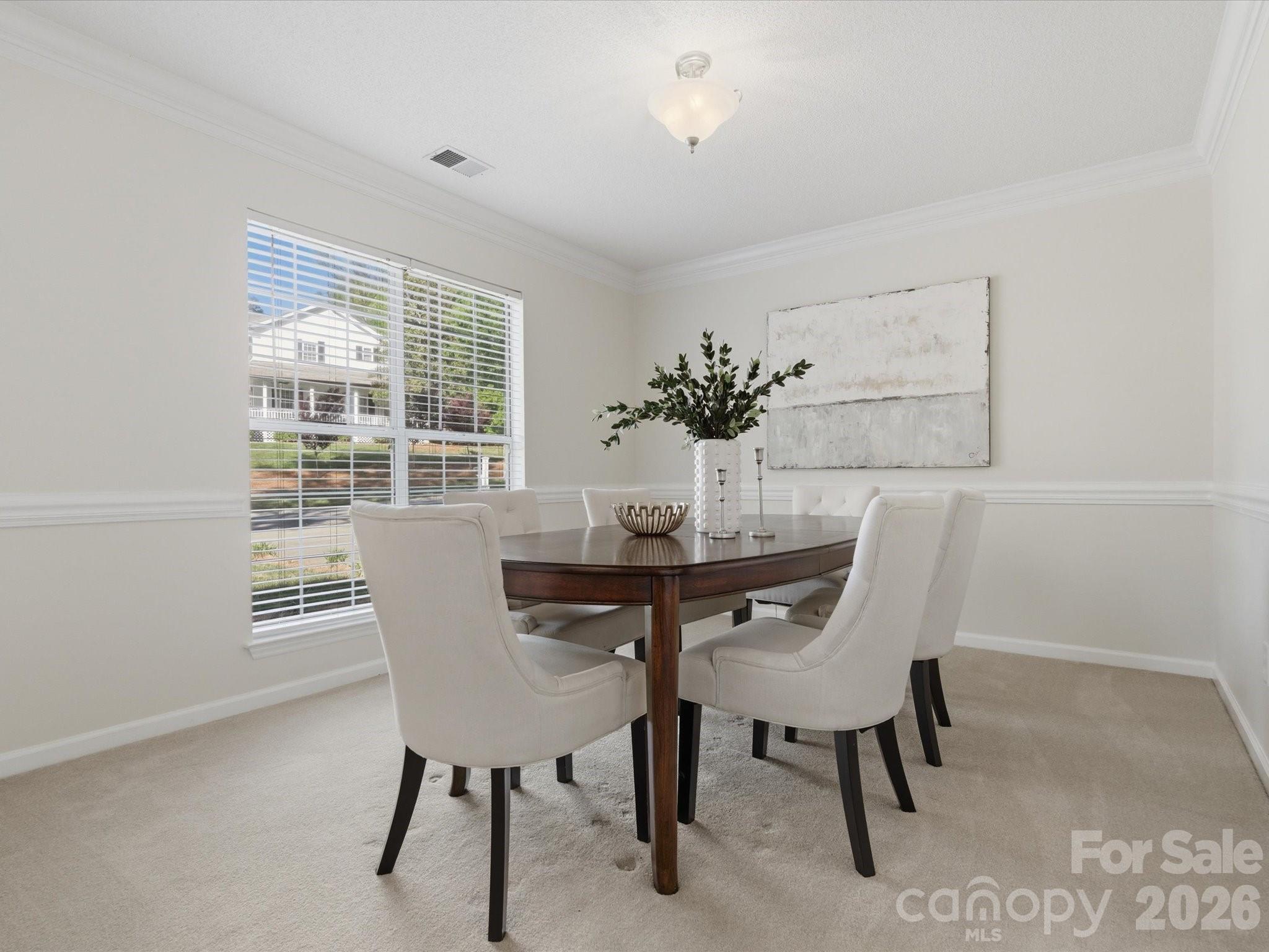 3129 Crescent Knoll Drive